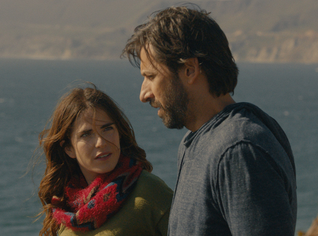 Karla Souza, José María Yazpik, Everybody Loves Somebody. Karla Souza, José María Yazpik, Everybody Loves Somebody.